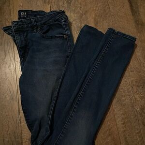 Gap skinny jeans dark wash size 2 regular